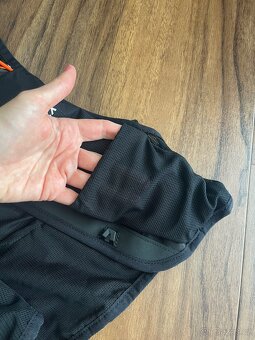 Běžecká vesta vestička s láhvemi Adidas Terrex Trail Running - 11