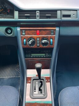 Mercedes W124 E220, Španielsko, 62666km - 11