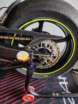 Yamaha R1, rok 2008 okruhovka - 11