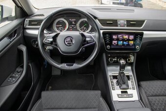 Škoda Superb Combi 2.0 TDI SCR Ambition DSG. - 11
