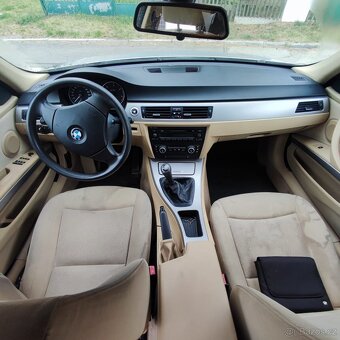 BMW 318d Tour 90kw - 11