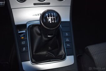 Volkswagen Passat 2,0 TDi ALLTRACK,PR.SERVIS - 11