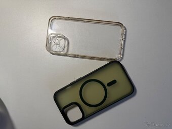 Apple iPhone 15 128GB - 11