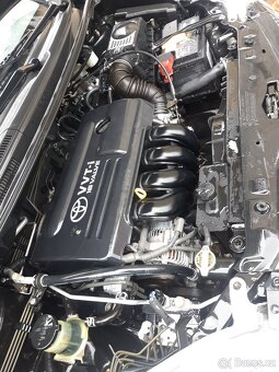 Corola Verso 1,8 16V VVTI - 11