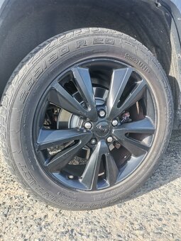 Jeep Grand Cherokee - 11