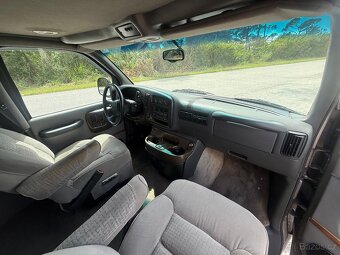Chevrolet Express G1500 5.7 Vortec V8 - 11