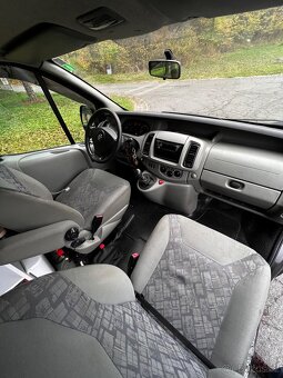 Opel Vivaro long 2005 obytná dodávka - 11
