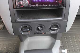 Škoda Fabia, 1,2i 47KW, 1.maj., ČR, serviska, r.v. 2003 - 11
