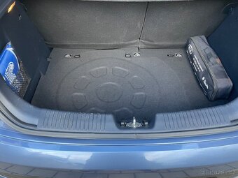 Kia Rio 1.2 benzín , 62 KW , klima , najeto 38000 km - 11