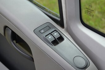 Citroen Jumper 2.2 HDI 6 míst. - 11