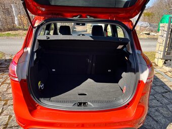 Ford B-Max benzin 74kw 2012 nové rozvody - 11