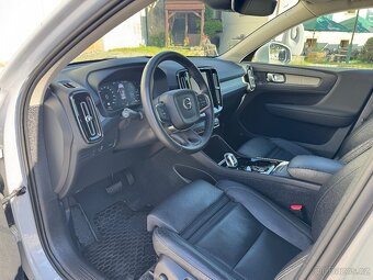 Volvo XC40 D4 Inscription/140 kW/4x4/automat/DPH/ČR/84 tkm - 11
