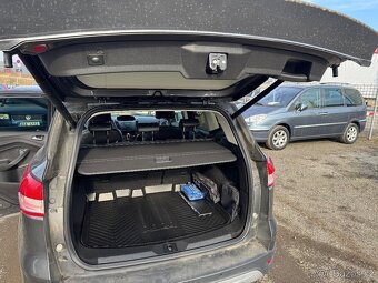Ford Kuga 4x4 - 11
