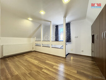Prodej rodinného domu, 120 m², Karlovy Vary, ul. Horní - 11
