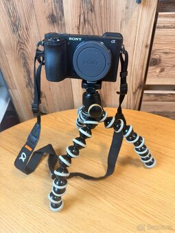 Sony Alpha A6500 + příslušenství - vyfoceno pouze 1060 fotek - 11