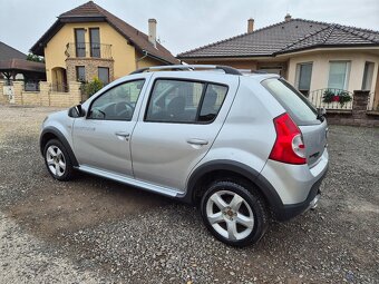 Dacia sandero stepway - 11