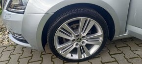 Škoda Octavia 2.0 TDI 110 kW DSG combi Z+L pneu - 11