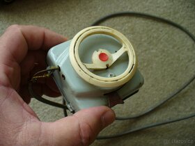 Stare-sberatel auto na kabel-bateriove ovladani-TATRA-603 - 11
