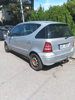 Mercedes A 170 - 11