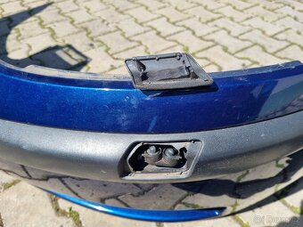 VW Golf V přední nárazník s ostřikovači modrá LD5Q - 11