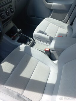 VW Golf 5 plus 1.9 TDI 77 KW - 11