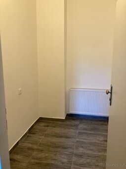 Pronájem bytu 2+1, 60 m2 - 11