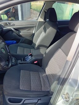 Prodám škoda Octavia 2, 1.6 75 kW, sedan, rok 2008 - 11