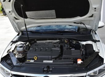 VW Passat combi R-Line 4x4 - 11
