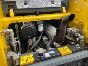 Smykový nakladač Wacker Neuson 701s - 11