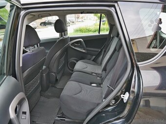 TOYOTA RAV4 - 11