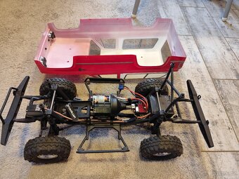 RC Auto Terra Chevrolet K-5 Blazer, PC 14500kč - funkční - 11