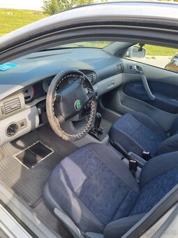 Škoda Octavia 1.6 MPI - 11