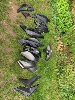 Yamaha yzfr 125 - 11