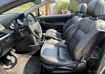 Peugeot 207 1,6 CC HDI KŮŽE,WEBASTO nafta manuál 80 kw - 11