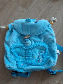 Dámské a dětské oblečení, batohy, tašky, šály, deka - 11