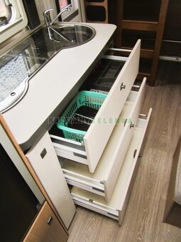 FENDT 495 SAPHIR - 11