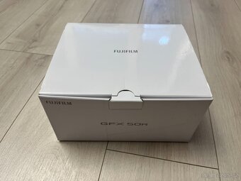 Fujifilm GFX 50R - 11