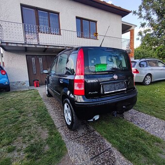 Fiat Panda 1.1 benzín 40kw rok 2009 - 11