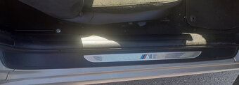 BMW e92 320d - Náhradní díly z rozebíraného vozu - 11