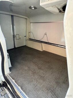Renault Trafic - 11