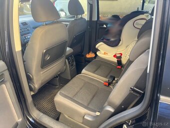 Volkswagen Touran 1.4 Tsi 2011 170tkm tažné panorama - 11