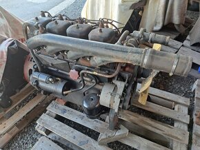 Motor zetor uřI 3001.  7201. 7701. - 11