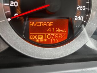 Toyota Rav4 2.2D 100kW, 4x4, SUV, Manual - 11