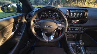 Hyundai i30 Kombi 1.4 T-GDI (140 koní) - manual - 11