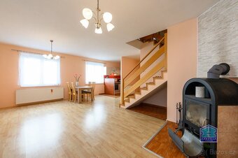 Řadový rodinný dům Plzeň - Nová Hospoda, ul. U Svahu - 11
