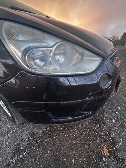 Ford S-MAX - 11