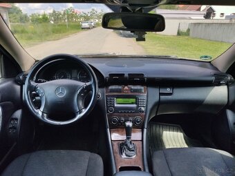 Mercedes-Benz Třídy C  220 CDI  110 kW - 11