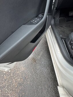 Škoda Superb Combi 2.0 tdi 110kw - 11