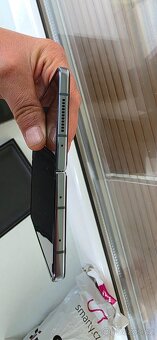 Prodám/vyměním Samsung Galaxy Z Fold 4 256 GB, RAM 12 GB. - 11