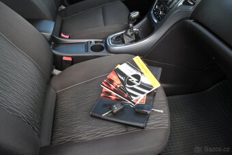 Opel Astra 1.4T 103kW, 2 x Majitel, Servisní kniha - 11